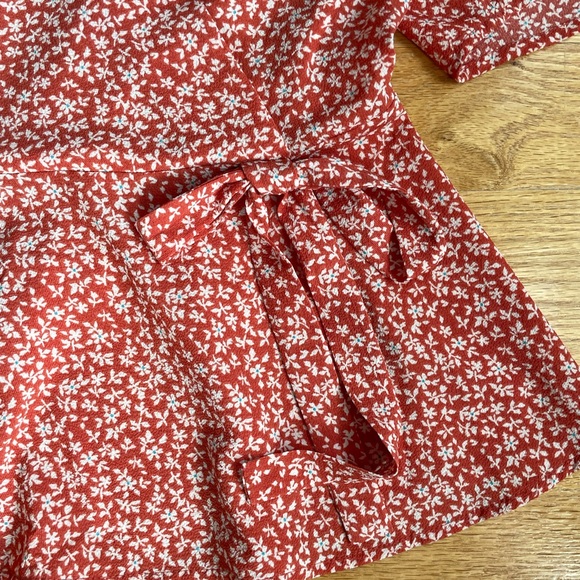 Monteau Flowy Floral Shirt, Large - Picture 2 of 2